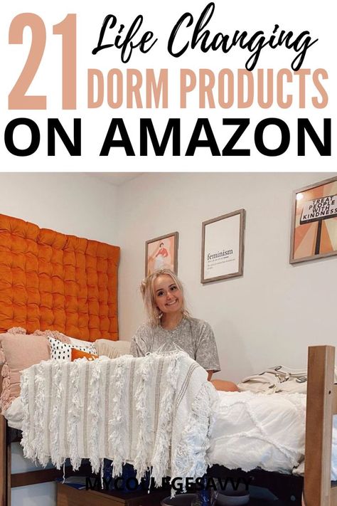 College Dorm List, Dorm Items, College Dorm Diy, Dorm Room Items, Dorm Room Setup, College Dorm Room Organization, Essentials For College, Dorm Necessities, College Must Haves