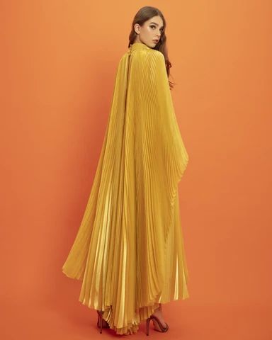 Édition GEMY MAALOUF Collection – Tagged "long dresses" – Gemy Maalouf High Neck Evening Dress, Mother Of The Bride Dresses Long, Long Evening Gowns, Bride Dresses, Dress Cuts, Couture Dresses, Mother Of The Bride Dresses, Belted Dress, Yellow Dress