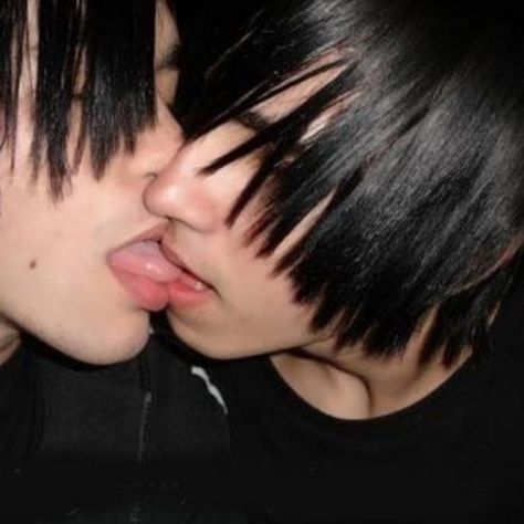 emo boys matching icons pfp pfps icon gay boy x boy Emo Matching Pfp For 3, Boy X Girl Matching Pfp Icons, Scene Pfp Matching, Ivan Aesthetic, Emo Matching Icons, Scene Matching Pfp, Emo Boy 2000s, 2008 Nostalgia, Matching Pfp Emo