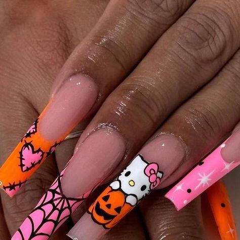 Sanrio Halloween Nails, Spooky Sanrio, Nailart Halloween, Disney Halloween Nails, Penguin Nails, Hello Kitty Nails Art, Disney Acrylic Nails, Natural Looking Nails, Horror Nails