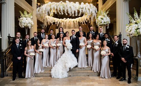 Large Bridal Party Ceremony, Huge Wedding Party, Large Bridesmaid Party, Wedding Photo Ideas Large Bridal Party, Large Bridal Party Photos, Large Bridal Party Pictures, Wedding Party Entrance Ideas, Party Entrance Ideas, Large Wedding Party Photos