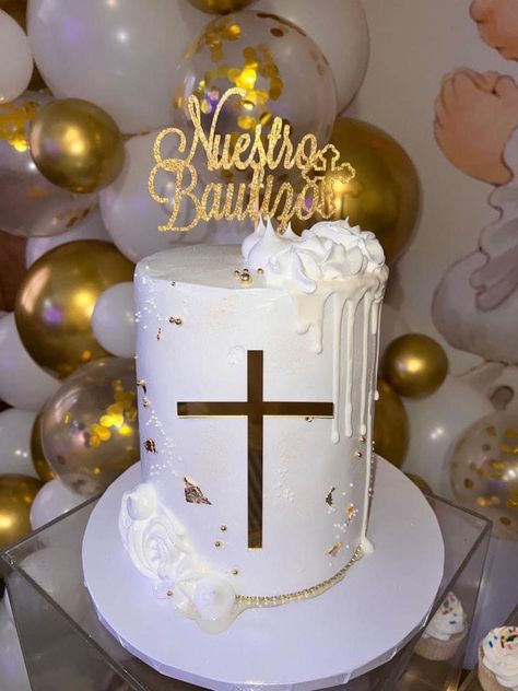 Cake White And Gold, 1st Birthday Cake Designs, Religious Cakes, Cake White, Baptism Cake, 1st Birthday Cake, Cake Designs Birthday, Cake Designs, 1st Birthday