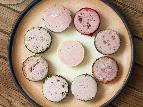 How To Serve Pate, Potted Meat Spread Recipes, French Pate Recipe, Pate Board, Tuna Pate, Perma Culture, Country Pate, Duck Pate, Whipped Feta Dip