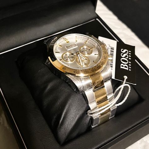 A truly elegant silver piece with gold highlights and a white face, turns heads wherever you are styling it Hugo Boss Watch, Hugo Boss Watch Men, Men Aesthetics, Hugo Boss Men, Boss Men, Gold Bodies, Watch Luxury, Bride Jewelry, Gold Bride Jewelry