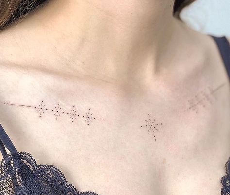 Ornamental Collarbone Tattoo, Womens Chest Tats, Ornamental Collar Bone Tattoo, Under Collar Bone Tattoos, Spaceship Tattoo, Hand Poke Tattoo, Berber Tattoo, Clavicle Tattoo, Me Tattoo