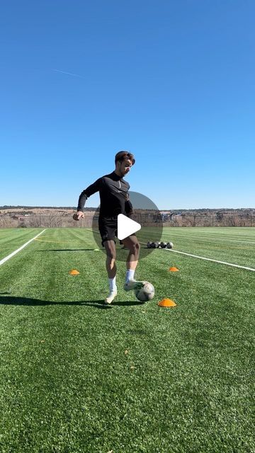 •Soccer •Workouts •Coaching on Instagram: "Partner Passing & Dribbling 🔥⚽️
.
Easy drill to set up! All you need is cones set up in a triangle, a partner and a ball ⚽️ 
.
If you want more ideas for drills or even full training sessions and programs then check out the link in our bio ✅
.
You can get 7 days free inside of our app where you can see tons of drills like this one ☝️ 
.
Try it out 💪
.
.
.
#soccerdrills #soccertraining #soccerdrillsforkids #soccertips #footballers #soccerplayers #soccerpractice #footballskills #soccergame" Soccer Drills For Kids, Soccer Workouts, Soccer Practice, Soccer Drills, Soccer Tips, Kids Soccer, Soccer Games, Soccer Training, Drills