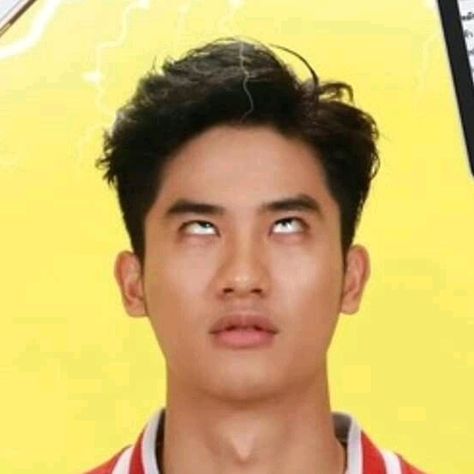 Funny Faces Pictures, Bts Emoji, Boy Meme, Actors Funny, Gmm Tv, Tay Tawan, Dark Purple Aesthetic, Drama Memes, Gay Memes