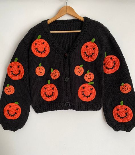 Hand-Knit Halloween Cardigan, Pumpkin Cardigan *100% Handmade. * 100% High-quality wool 🧶 * Great fit for different body types and sizes. * Stylish keeps you very warm. Pumpkin Cardigan, Knit Halloween, Halloween Cardigan, 3d Pumpkin, Oversize Cardigan, Chunky Cardigan, Crochet Cardigan Pattern, Crochet Cardigan, Knit Jacket