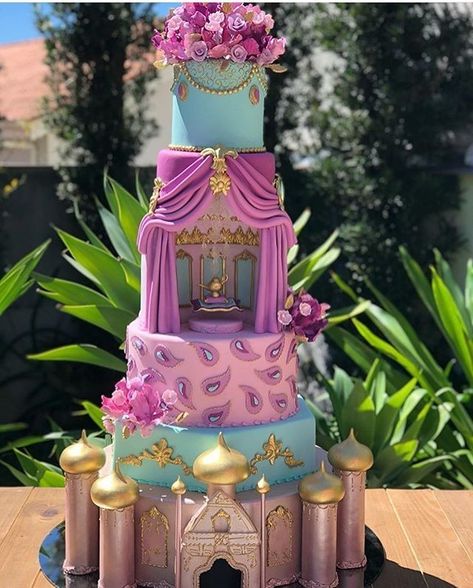 Aladin’s lamp cake Princess Jasmine Wedding, Lamp Cake, Jasmine Birthday Cake, Princess Jasmine Cake, Theatre Cake, Princess Theme Cake, Colourful Cake, Jasmine Cake, Princess Jasmine Party