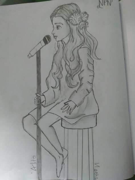 Girl Playing Piano Drawing, Girl Singing Drawing, Microphone Sketch, Girls Sketches, Singing Drawing, Guitar Sketch, Artistic Drawings, Drawing Pics, Girl Singing