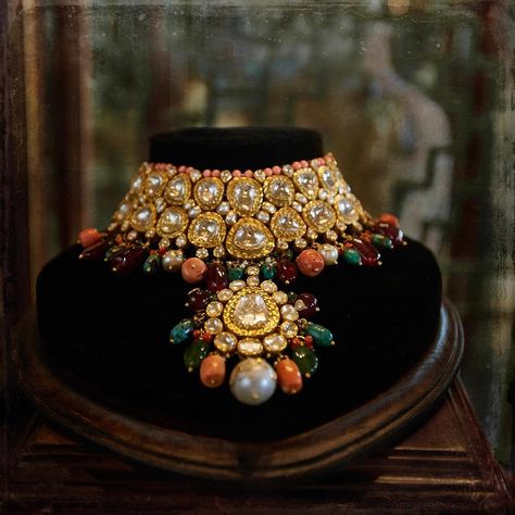 Sabyasachi Sabya Sachi, Navratan Jewellery, Jewelry Room, Desi Jewelry, Polki Sets, Blessed Wednesday, Kundan Jewellery Bridal, Sabyasachi Lehenga, Jewellery Photography