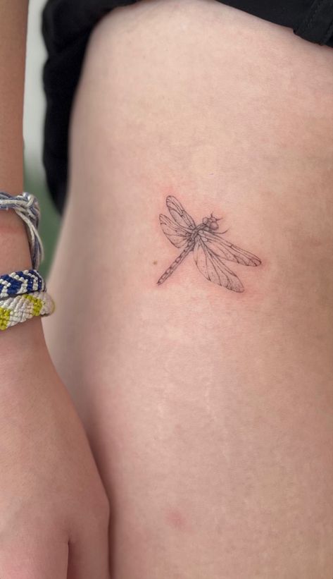 #dragonfly #tattoo Pretty Dragonfly Tattoo, Grandparents Tattoo, Small Dragonfly Tattoo, Mum Tattoo, Dragonfly Tattoo Design, Dragonfly Tattoo, Dragon Fly, Tat Ideas, Tattoos And Piercings