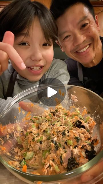 saltNpiipa on Instagram: "Asian Tuna Salad #tunasalad #highprotein #asianfood #asianrecipes #snackideas #dinnerideas #easyrecipe #lunchideas   🚨 FULL RECIPE IN THE PINNED COMMENT" Tuna Rice Salad Recipes, Fresh Tuna Salad, Asian Tuna Salad, Mexican Tiramisu, Asian Tuna Recipes, Low Calorie Tuna Salad, Asian Tuna Salad Recipe, Wok Food, Asian Tuna