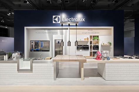 AEG / Electrolux | IFA 2017 on Behance Bread Cabinet, Booth Kitchen, Kitchen Booth, Dart Design, Kitchen Design Showrooms, Store Kitchen Appliances, Kitchen Showroom, Exhibition Booth Design, Premium Brand