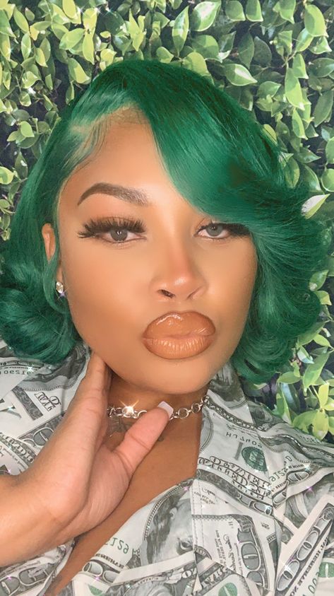 Money green hair by @aleesaxoxo Green Bob Black Women, Green Roots Black Hair, Jade Green Hair, Green Bob Wig, Forest Green Hair, Bob Black Women, Green Bob, Bob Black, Box Braids Hairstyles For Black Women