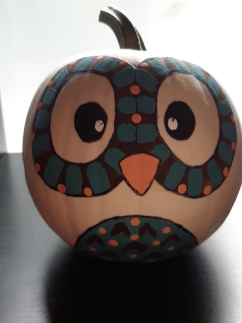 Owl Painted Pumpkins Ideas, Owl Painted Pumpkin, Owl Pumpkin Painting, Indiana Jones Birthday Party, Pumpkin Painted, Creative Pumpkin Painting, Owl Pumpkin, Chicken Pumpkin, Black Owl