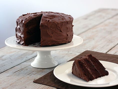 Healthy Chocolate Desserts, Chocolate Cake Recipe Easy, Homemade Chocolate Cake, Easy Chocolate Cake, Oil Cake, Best Chocolate Cake, Chocolate Dessert Recipes, Types Of Cakes, Healthy Chocolate