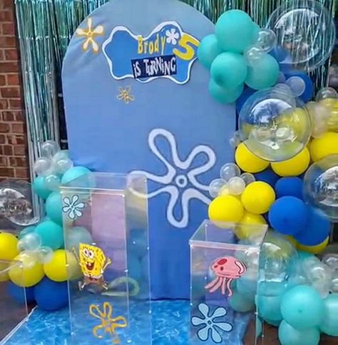 Spongebob Balloon Decorations, Spongebob Birthday Theme Decor, Spongebob Backdrop Ideas, Spongebob Balloon Arch, Spongebob Balloon Garland, Spongebob Birthday Party Backdrop, Spongebob Theme Balloon Arch, Spongebob Backdrop For Birthday, Spongebob Birthday Party Decorations 25