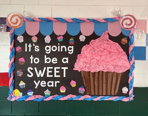 Birthday Bulletin Boards Cupcakes, Candy Bulletin Board Ideas Sweets, Sweet Themed Bulletin Boards, Cupcake Birthday Board Classroom, Dessert Classroom Theme, Vpk Bulletin Board Ideas, Sweet Treat Classroom Theme, Candyland Bulletin Board Ideas Schools, Candy Themed Classroom Door