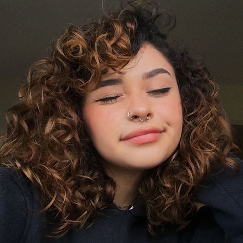 @peachristine @cara1una ♡ Curly Hair Septum Piercing, Piercings Aesthetic Grunge, Aesthetic Ear Piercings, Aesthetic Ear Piercing, Ear Piercing Aesthetic, Ear Piercings Aesthetic, Womens Hacks, Piercings Chart, Piercings Aesthetic