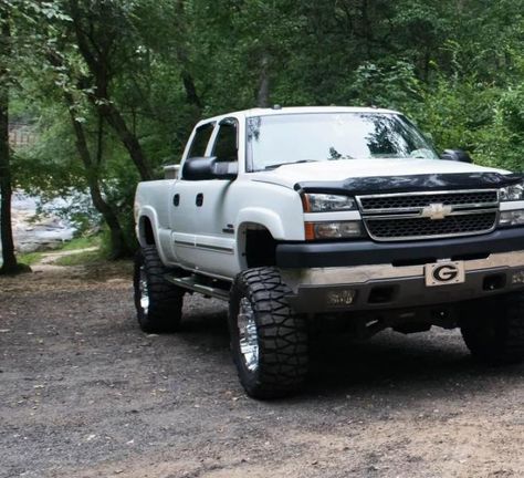 Chevrolet Silverado trucks Cateye Silverado 1500 Lifted, Cateye Silverado 1500, Cateye Silverado, Deisle Trucks, Chevy Cateye, Cateye Chevy, Lifted Duramax, Vintage Chevy Trucks, Chevy Duramax