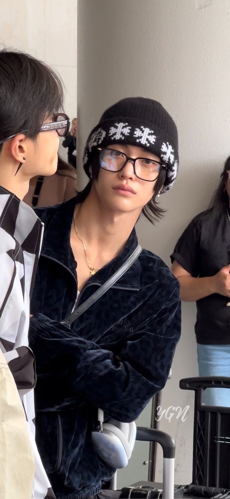 Emo Asian Boy, Korean Street Fashion Men, Won Bin, Perfect Boyfriend, Kpop Entertainment, The Boy Is Mine, Kpop Boy, Kpop Girl Groups, Boyfriend Pictures