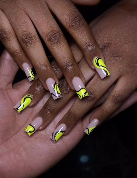 African Nails Design Black Women, Interesting Nails, Abstract Nail, Tooth Gems, Girl Nails, Abstract Nail Art, Natural Hairstyle, French Acrylic Nails, Classic Nails