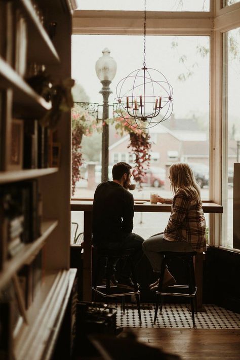 Cute Couple Photos In Cafe, Couples Having Coffee, Coffee Shop Couple Aesthetic, Coffeeshop Photoshoot Couple, Coffee House Engagement Photos, Coffee Couple Photoshoot, Coffee Shop Engagement Photoshoot, Coffee Shop Date Photoshoot, Moody Engagement Photos City