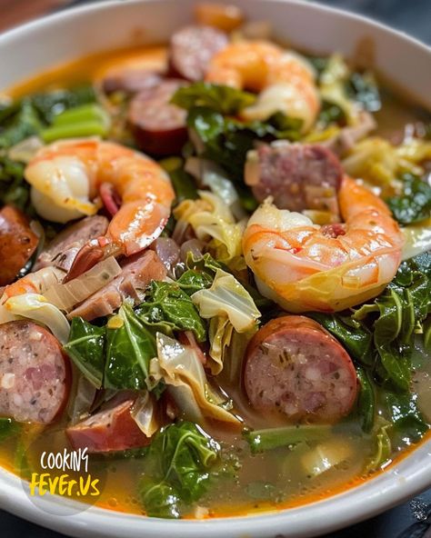 Gumbo Greens with Cabbage Cabbage Gumbo, Gumbo Collard Greens Recipe, Cabbage Recipe Easy, Greens Gumbo, Gumbo Greens, Green Gumbo, Fresh Cherry Pie, Smoked Turkey Wings, Collard Greens Recipe