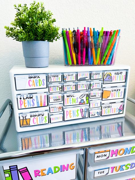 THE BEST CLASSROOM ORGANIZATION IDEAS - Teach Create Motivate Storage Ideas Classroom, Marker Storage Ideas, Classroom Organization Ideas, Classroom Supplies Organization, Absent Work, Teacher Cart, Absent Students, Student Survey, Space Organization