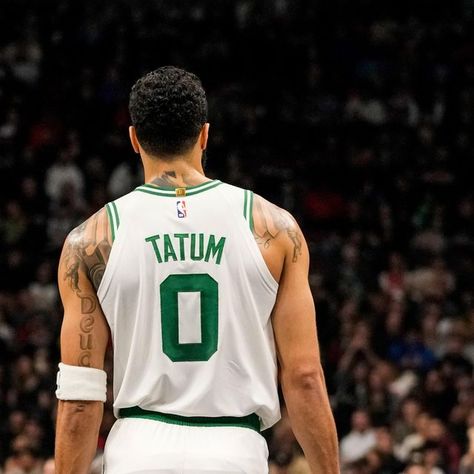 Jayson Tatum Aesthetic Pfp, Jayson Tatum Pfp, Nba Widgets, Basketball Collage, Jason Tatum, Nba Stephen Curry, Nba Photos, Boxing Posters, Basketball Players Nba