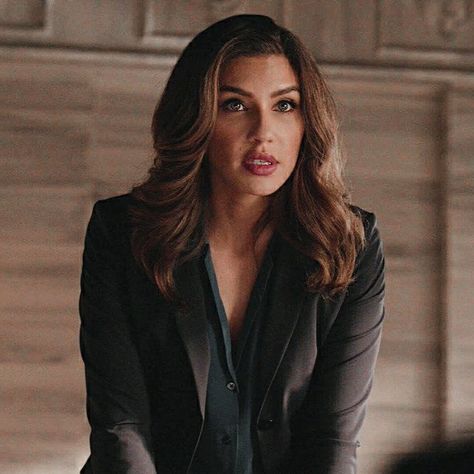 Juliana Harkavy, Dinah Drake, Black Siren, Arrow Tv Series, Supergirl 2015, Cw Dc, Oliver And Felicity, Arrow Oliver, Arrow Tv