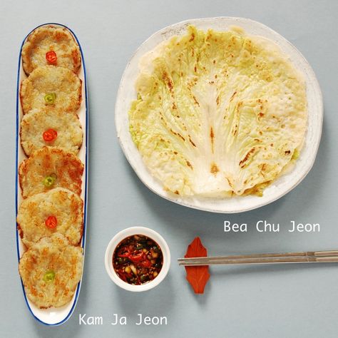 Korean Potato Pancake, Cabbage Pancakes, Korean Potatoes, Scallion Pancakes, Korean Cooking, Korean Recipes, Potato Vegetable, Korean Restaurant, Korean Dishes