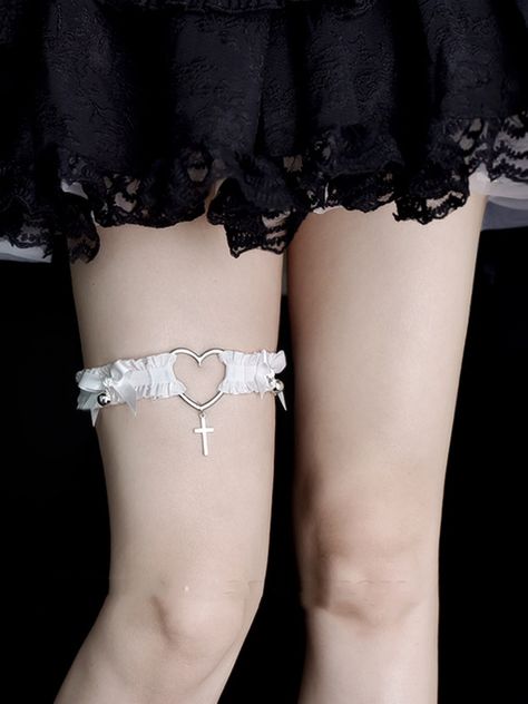 This price is for a leg loop only.   	 		 			Size 			Free Size 		 		 			Width 			2.2 		 		 			Thigh 			34-58 Garters Aesthetic, Thigh Accessories, Thigh Garters, Best Oscar Dresses, White Garter, Thigh Band, Thigh Garter, Leg Garters, White Garters