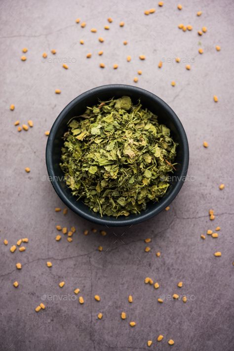 Kasoori Methi, Fenugreek Benefits, Kasuri Methi, Health Fitness Food, Indian Foods, Fenugreek Leaves, Health Dinner, Health Dinner Recipes, Health Snacks