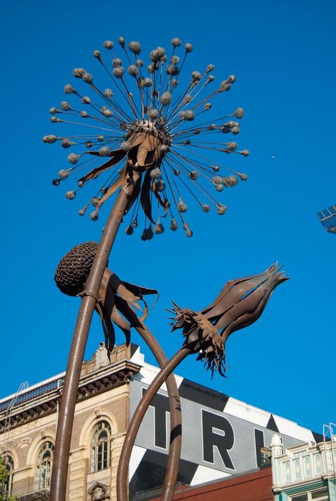 Metal Dandelion, Dandelion Sculpture, Giant Dandelion, Head Sculpture, Garden Whimsy, Dandelion Seed, Metal Garden Art, Sculpture Metal, Market Street