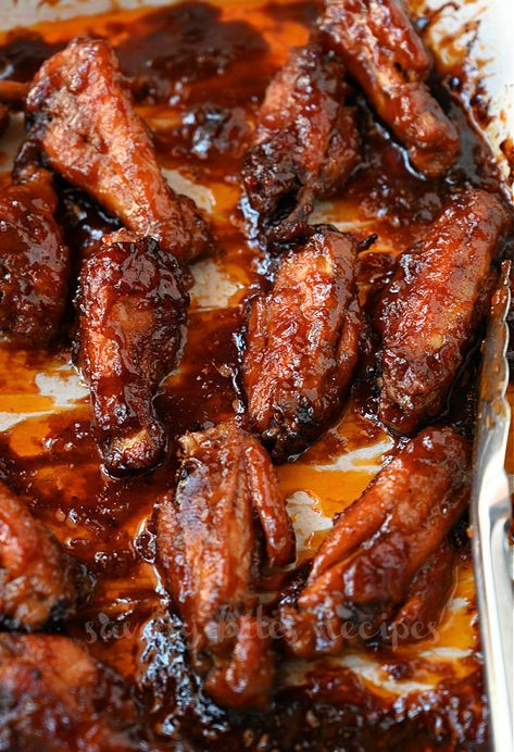 Sweet And Spicy Wing Sauce, Honey Barbeque Wings, Honey Barbecue Chicken Wings, Garlic Chicken Skillet, Honey Bbq Wings Recipe, Firecracker Meatballs, Easy Garlic Chicken, Baked Bbq Chicken Wings, Bbq Wings Recipe