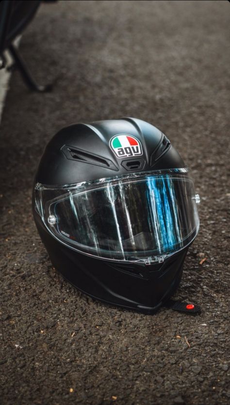 Agv Helmet Wallpaper, Helm Aesthetic, Rider Outfit, Agv Helmet, Shoei Helmets, Agv Helmets, Motorcycle Aesthetic, Wallpaper Android, Couple Songs