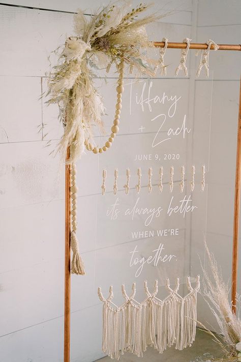 Macrame Welcome Sign, Macrame Wedding Bouquet, Boho Welcome Sign Wedding, Boho Wedding Signs, Boho Welcome Sign, Wedding Sign Diy, Macrame Tassels, Macrame Wedding Decor, Bodas Boho Chic