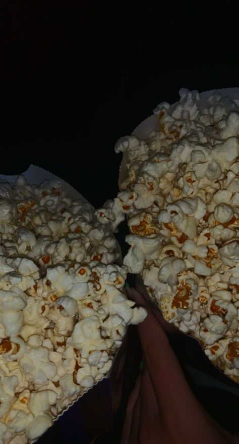 Popcorn Aesthetic, Cinema Popcorn, Snap Food, Job Hunting, Cooking And Baking, Popcorn, See More, Snack Recipes, Baking