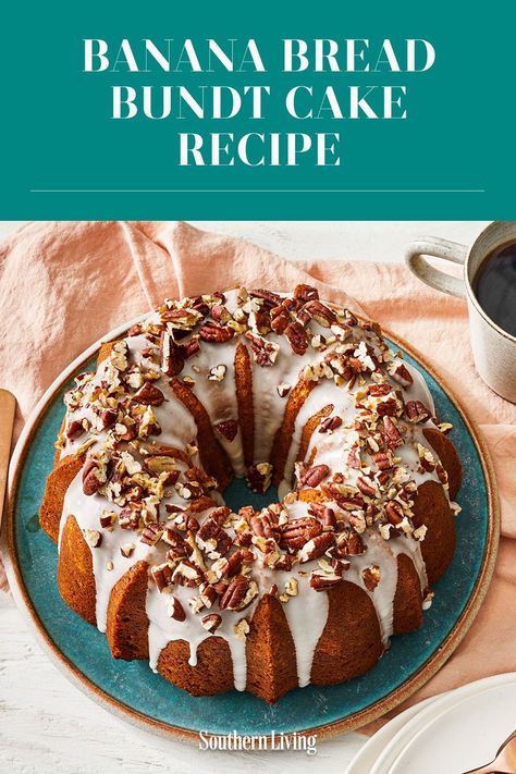 Banana Nut Bundt Cake Recipe, Bundt Cake Ideas, Banana Bread Bundt Cake, Bakery Booth, Banana Pound Cake, Bundy Cake, Bunt Cake Recipe, Classic Pound Cake, Banana Bundt Cake