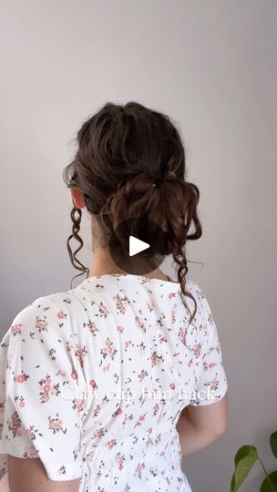 16K views · 792 reactions | Will you try this claw clip hack? Let me know in the comments 🤍

 #curlyhairstyles #curlyhair #simplehairstyles #easyhairstyles #bunhairstyle #clawclip #updo #hairtrends #summerhairtrends #hairinspiration #hairinspo #easyhairstyles #hairstyletutorial | Jennie 🌷 | Curly Hair Care and Simple Hairstyle Tutorials | Jungle · Candle Flame Clawclip Updo, Summer Hair Trends, Simple Hairstyle, Candle Flame, Hairstyle Tutorials, Candle Flames, Curly Hair Care, Claw Clip, Bun Hairstyles