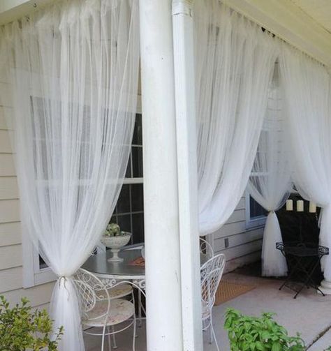 Mosquito Net Ideas, Outside Room, Easy Diys, Building A Porch, Apartment Patio Decor, Apartment Patio, Backyard Pergola, Patio Decorating Ideas On A Budget, House With Porch