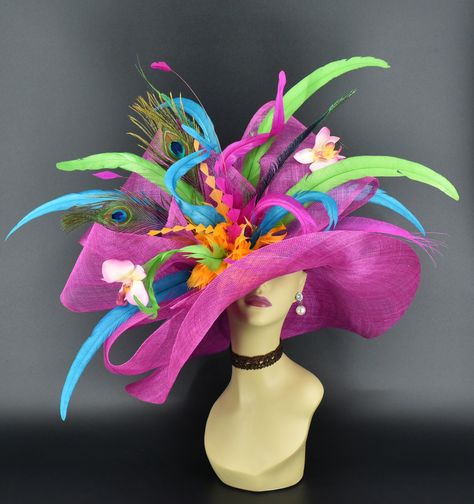 ✿*.Key Features: 100% high quality Sinamay woven material, wide brim with Jumbo bows, feather flower and extra different long feathers. It's more beautiful in person! Light and comfortable! Great for Kentucky derby, weddings, Royal Ascot, horse races, cocktails, tea party, or any hat wearing occasion. Hat base size: From front to back appr: 20.5" (52cm) From left to right appr: 21.25" (54cm) Wide brim Appr: 7~8" Head girth: 22.5" (57cm) , adjustable string inside to make smaller to fit your head Derby Hats Diy Ideas, Hat Tea Party, Sinamay Hat, Sinamay Hats, Hat Wedding, A Hat In Time, Hat Base, Tea Party Hats, Wedding Hat