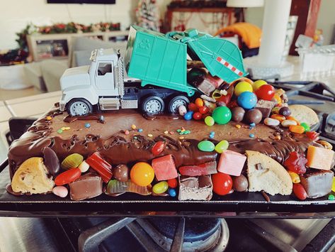 Birthday garbage truck cake Garbage Truck Sheet Cake, Garbage Truck Birthday Cake, Garbage Truck Cake, Garbage Truck Birthday, Truck Birthday Cakes, Rubbish Truck, Cake In A Can, 5th Birthday Cake, Truck Cake