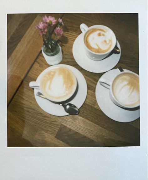 Coffee Shop Playlist Cover, Food Polaroid, Vintage Coffee Aesthetic, Vintage 50s Aesthetic, Birthday Moodboard, Café Aesthetic, Latte Aesthetic, 2023 Moodboard, Dorm Aesthetic