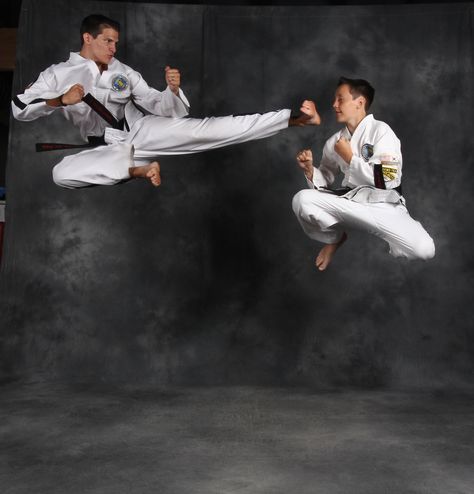 JSK TKD Flying Side Kick  Like Father Like Son ~ Part 1 ❤  www.jsktaekwondoaz.com www.facebook.com/JSKTKD Flying Kick Pose Reference, Flying Side Kick, Karate Styles, Korean Martial Arts, Martial Arts Sparring, Martial Arts Quotes, Self Defense Martial Arts, Martial Arts School, Action Pose Reference