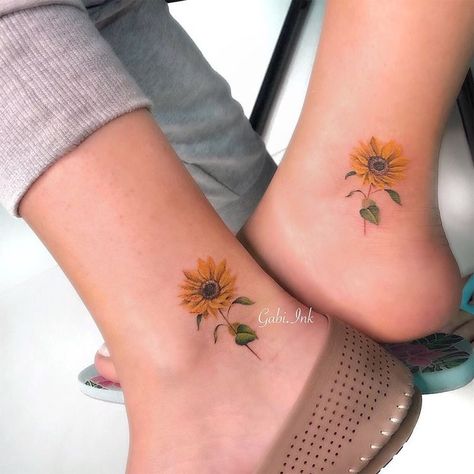 Matching Sunflower Tattoos Mom, Sunflower Friendship Tattoos, Matching Sunflower Tattoos, Sunflower Tattoo Ankle, Sunflower Ankle Tattoo, Sunflower Foot Tattoos, Sunflowers Tattoo, Cute Ankle Tattoos, Bestie Tattoos