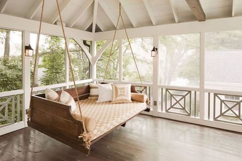 6 Design Ideas for a Magical At-Home Retreat – 10 Screened-In Porches We're Obsessed With - Camille Styles Outdoor Hanging Bed, Porch Swing Plans, Screened Porch Decorating, Porch Bed, Diy Porch Swing, Living Pool, Screened Porch Designs, Porch Swing Bed, Swing Bed