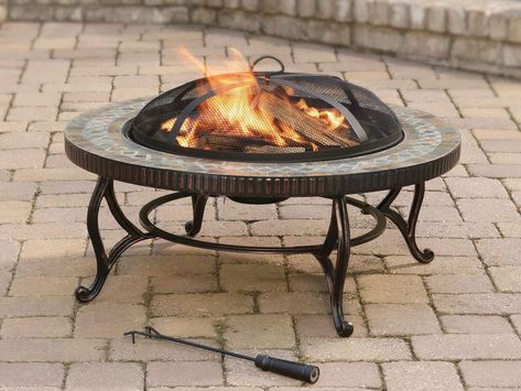 Slate Fire Pit, Fire Pit Size, Diy Fire Pit Ideas, Cool Fire Pits, Wood Fire Pit, Round Fire Pit, Fire Pit Cover, Wood Burning Fire Pit, Patio Fire Pit